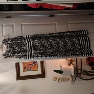 Chico's, size 2, black and white geometric patterned dress
